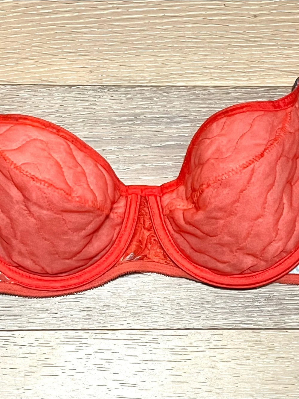 Vintage Vanity Fair 34C Red Floral Print Underwire Bra retro 70’s Style 75-487